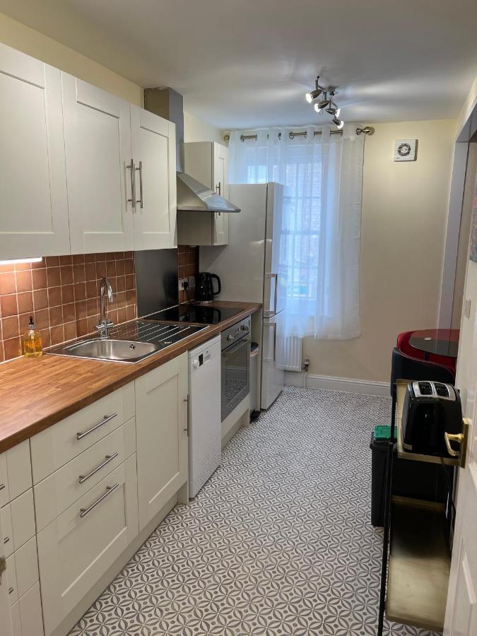Glastonbury High Street Sanctuary- 2 Bd, Sleeps 4 Exterior photo